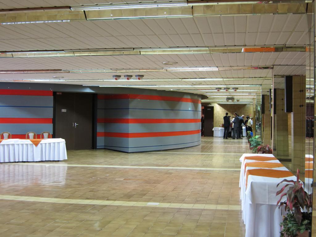 Retro Hotel Suza Bratislava Eksteriør bilde